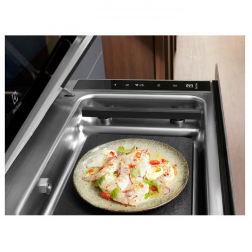 Вакуумний пакувальник Electrolux KBV4T