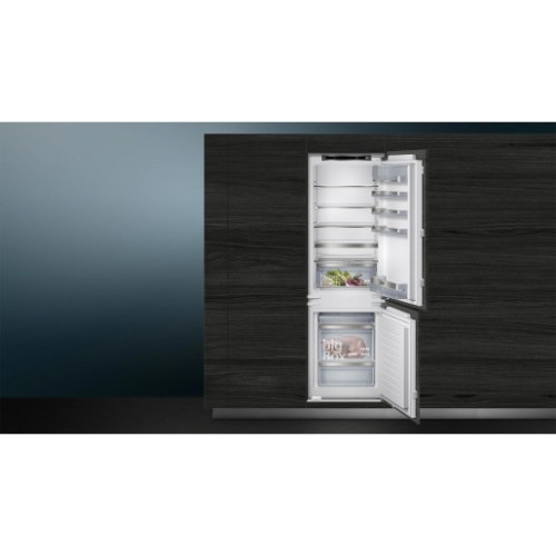 Вбудований холодильник Siemens KI86SAF30U
