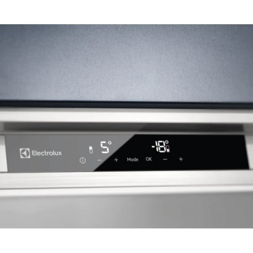 Вбудований холодильник Electrolux LNS6TE19S