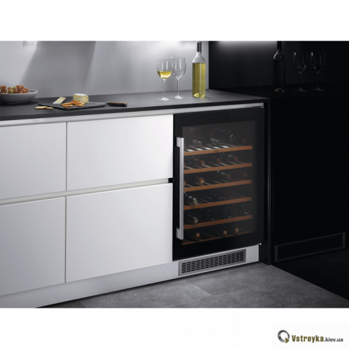 Винна шафа AEG SWB66001DG