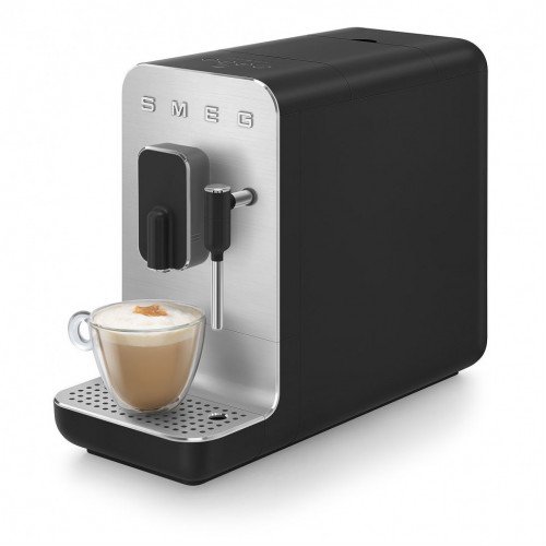 Кавомашина Smeg BCC02BLMEU