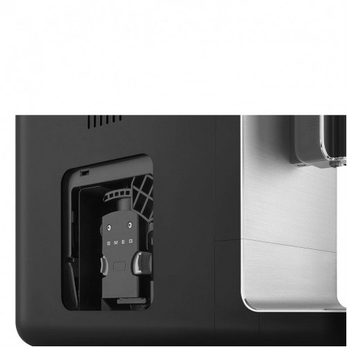 Кавомашина Smeg BCC02BLMEU