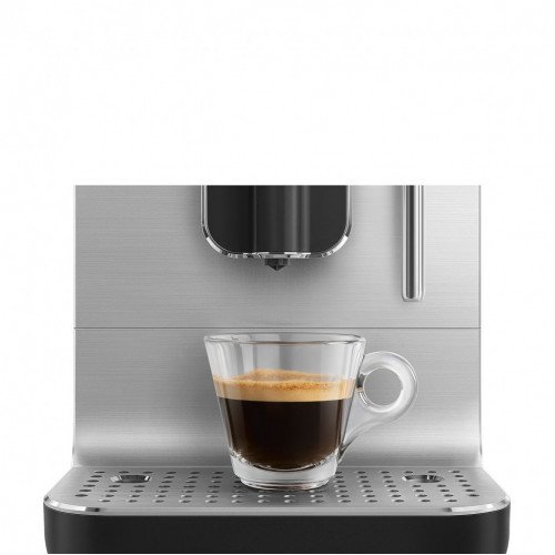 Кавомашина Smeg BCC02BLMEU
