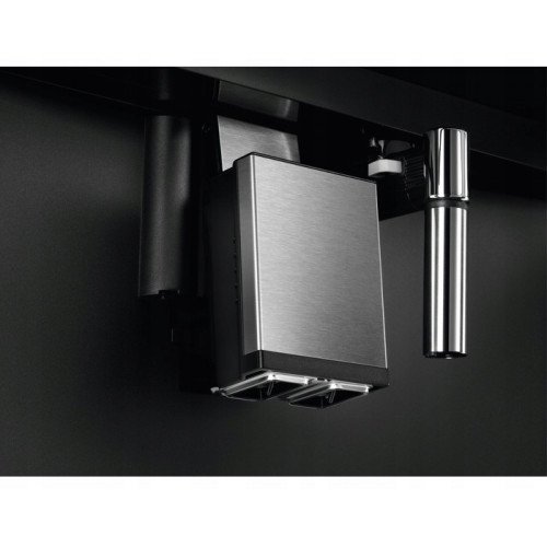 Вбудована кавоварка Electrolux KBC85T